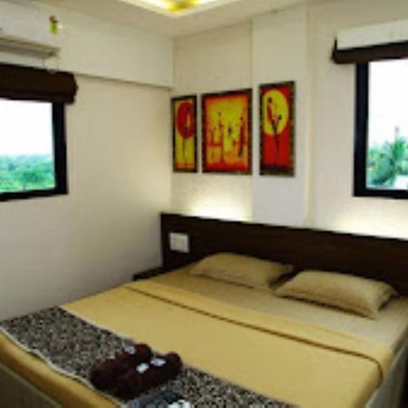 Hotel Maratha Residency,Ratnāgiri Exteriör bild