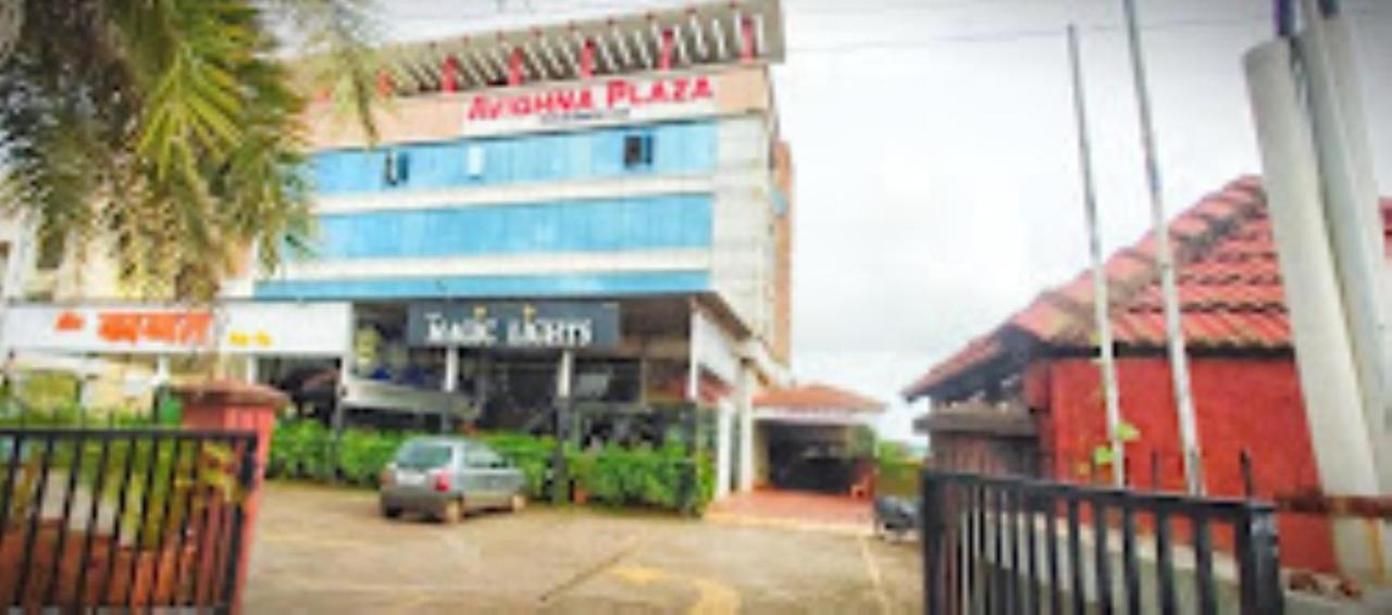Hotel Maratha Residency,Ratnāgiri Exteriör bild