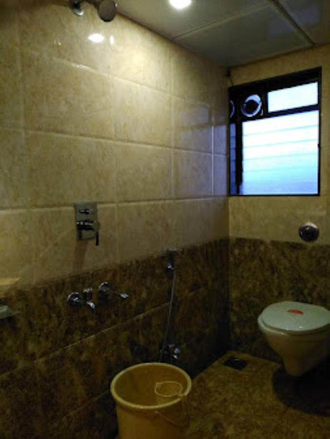 Hotel Maratha Residency,Ratnāgiri Exteriör bild