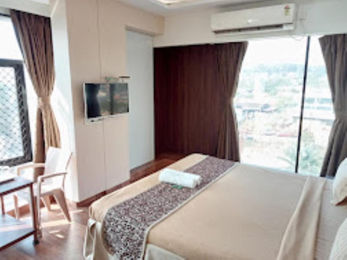 Hotel Maratha Residency,Ratnāgiri Exteriör bild