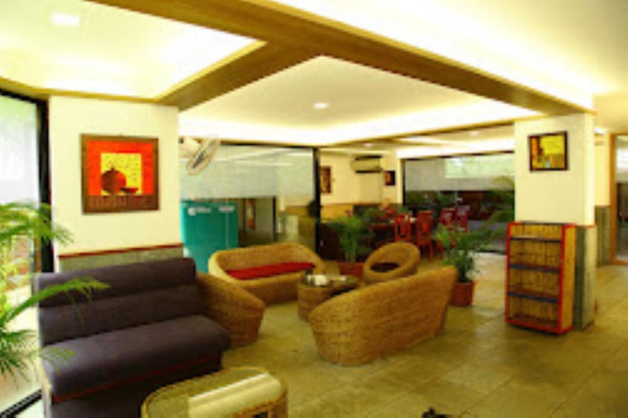 Hotel Maratha Residency,Ratnāgiri Exteriör bild